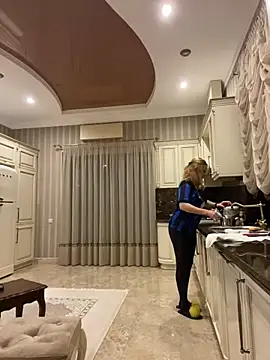 Amazoniiaa online show from 03/04/25, 04:30