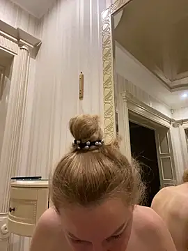Amazoniiaa online show from 03/14/25, 06:18