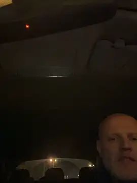 Snapshot of davigochi77bcn chatting on 03/04/25, 08:05 davigochi77bcn online show from 03/04/25, 08:05