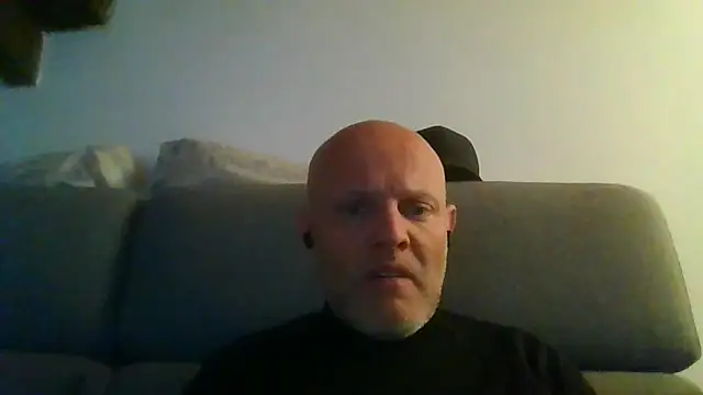davigochi77bcn online show from 12/04/25, 08:06