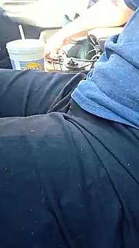 Snapshot of Hotredheadandtoungelasher chatting on 10/14/25, 07:47 Hotredheadandtoungelasher online show from 10/14/25, 07:47