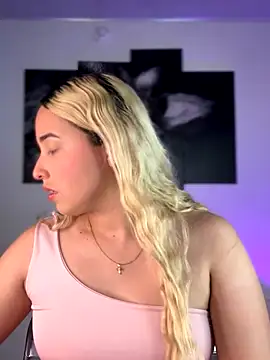 Irisweet  online show from 09/25/25, 06:11