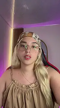 Snapshot of Irisweet_ chatting on 05/29/26, 06:11 Irisweet online show from 05/29/26, 06:11