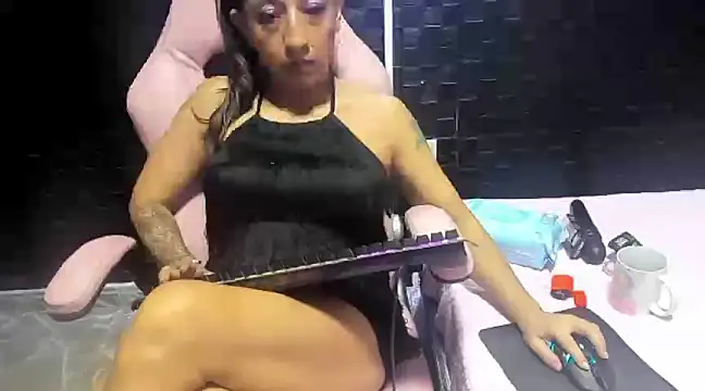 mature sexi40 online show from 03/15/25, 06:25