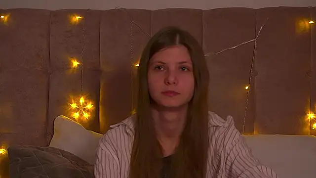 AudreyBarlow online show from 12/14/24, 01:38