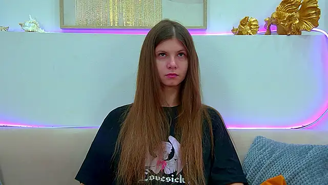 Snapshot of AudreyBarlow chatting on 09/13/25, 06:24 AudreyBarlow online show from 09/13/25, 06:24