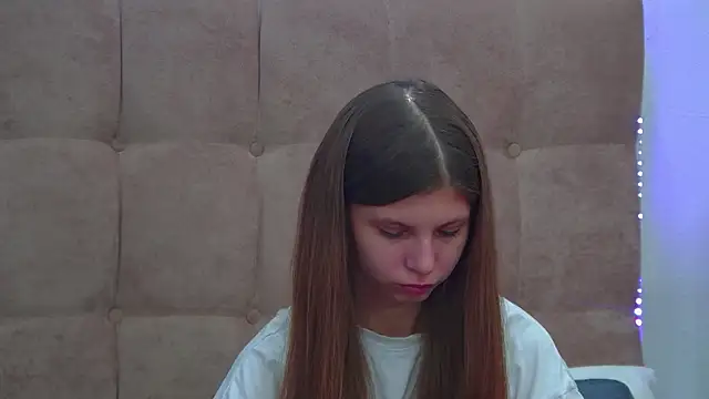 Snapshot of AudreyBarlow chatting on 11/29/25, 06:27 AudreyBarlow online show from 11/29/25, 06:27