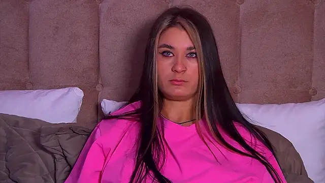 RachelSimpson online show from 02/04/25, 02:07