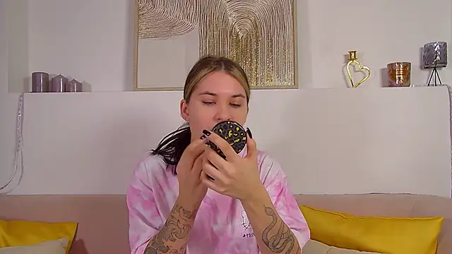 RachelSimpson online show from 03/05/25, 06:12