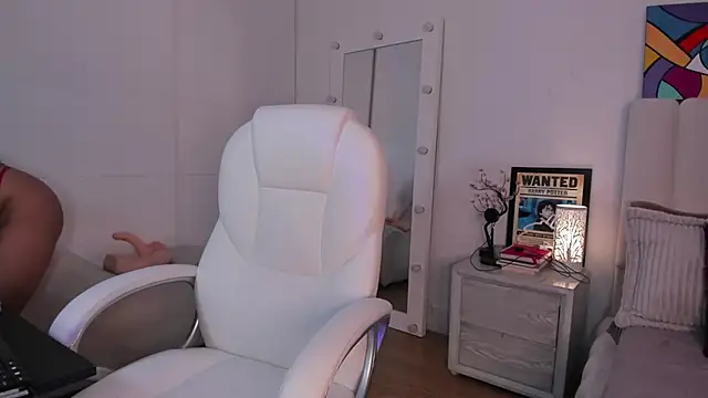 Daniela Miller  online show from 02/08/25, 12:06