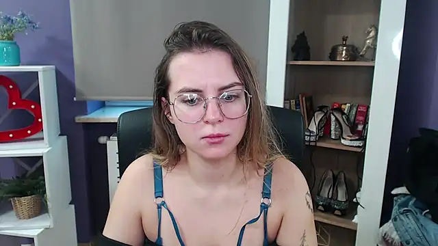 Zoey Erotic online show from 12/03/24, 09:00