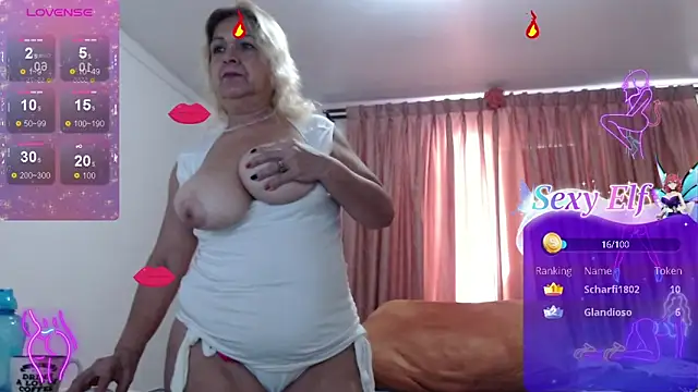 linapalacios online show from 05/11/26, 02:45