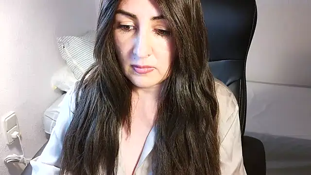 naughty sarahh online show from 07/04/26, 05:30