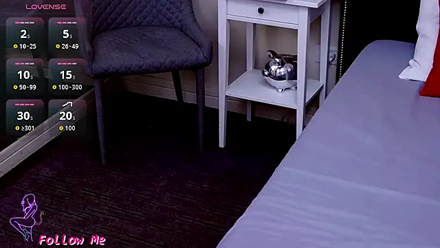 FoxyRamona online show from 06/10/26, 07:40