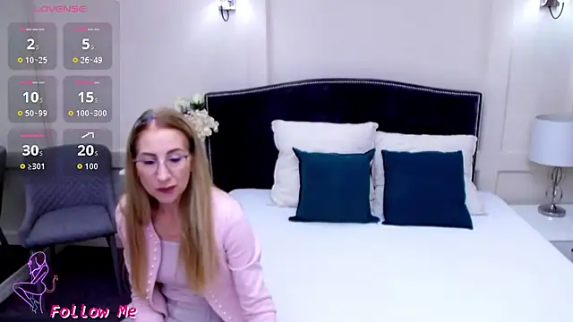 FoxyRamona online show from 07/07/26, 06:38