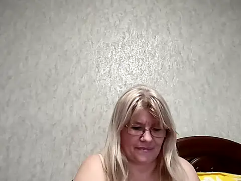 Diana 49 online show from 02/01/25, 10:37