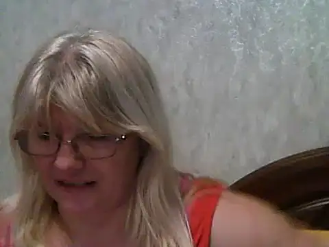 Diana 49 online show from 02/06/25, 10:37