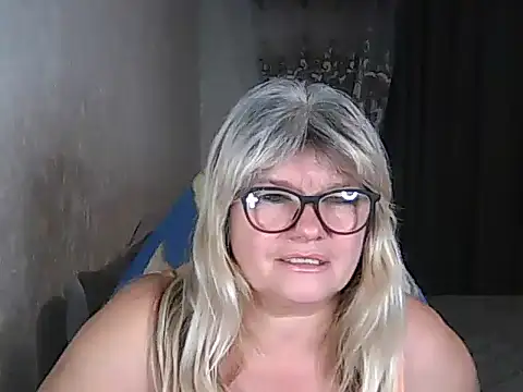 Diana 49 online show from 11/05/25, 05:24