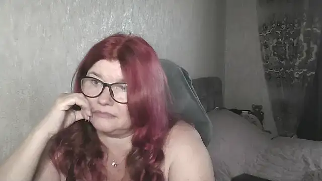 Diana 49 online show from 06/08/26, 07:53