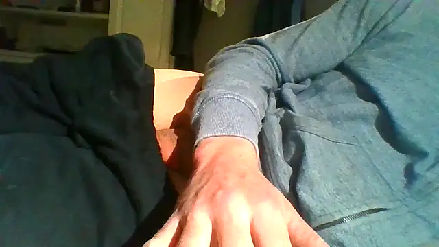 Snapshot of MmaxX004 chatting on 03/12/25, 05:02 MmaxX004 online show from 03/12/25, 05:02