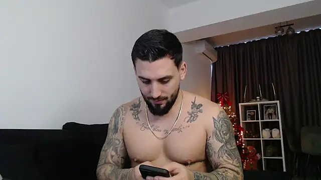  DylanGreen online show from 12/17/25, 09:04