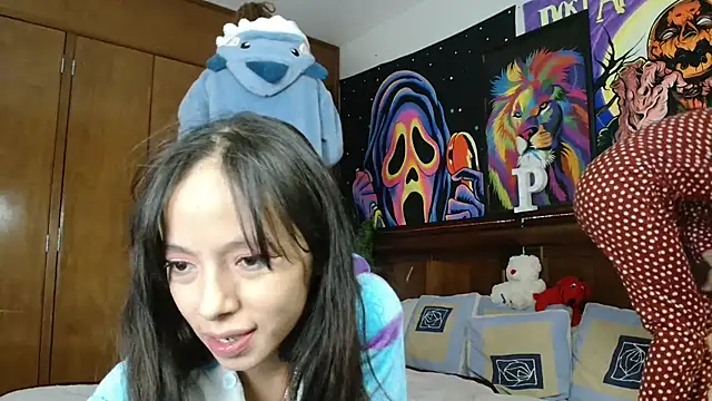 3littleschoolteens online show from 01/22/25, 08:18