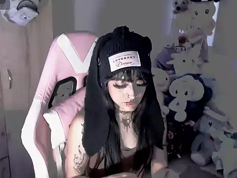paulina correa  online show from 09/13/25, 11:54