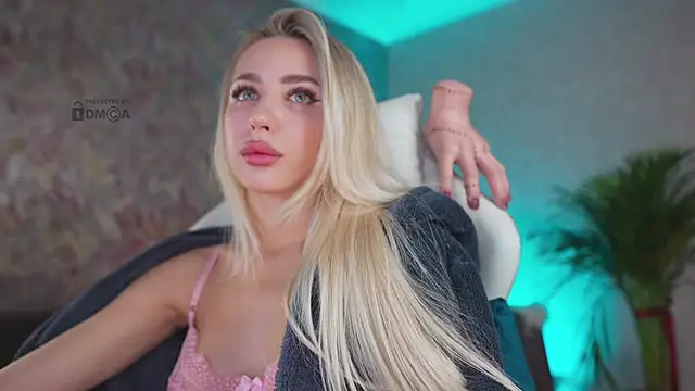 misstics  online show from 10/23/25, 05:44