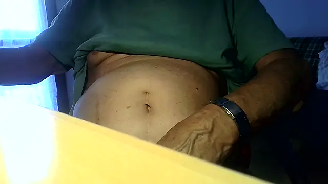 Snapshot of tachione2 chatting on 09/17/25, 03:03 tachione2 online show from 09/17/25, 03:03