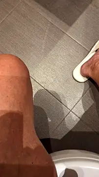 Snapshot of tachione2 chatting on 09/27/25, 05:23 tachione2 online show from 09/27/25, 05:23