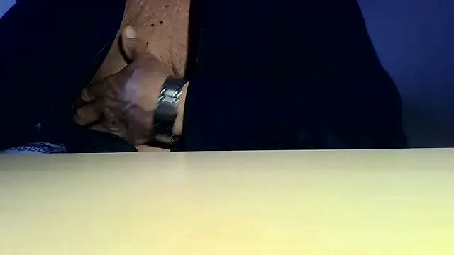 Snapshot of tachione2 chatting on 10/17/25, 02:08 tachione2 online show from 10/17/25, 02:08