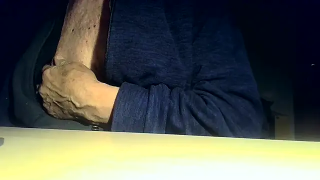 Snapshot of tachione2 chatting on 11/05/25, 05:07 tachione2 online show from 11/05/25, 05:07