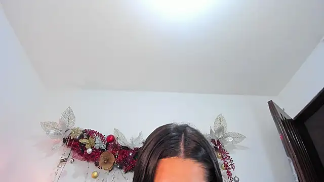 ISABELLASSMITH online show from 12/06/24, 04:03