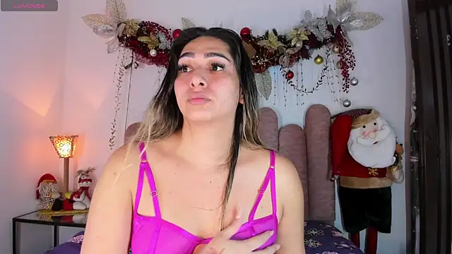 ISABELLASSMITH online show from 12/10/24, 07:54