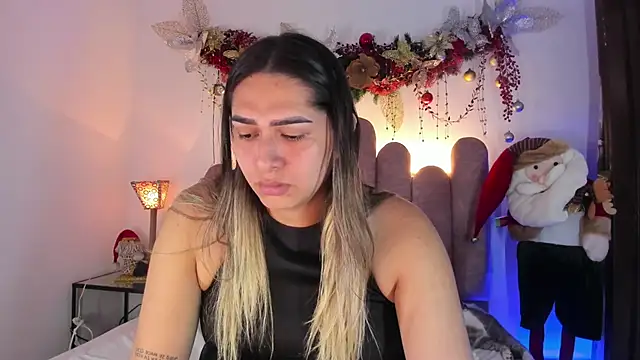 ISABELLASSMITH online show from 12/16/24, 09:09