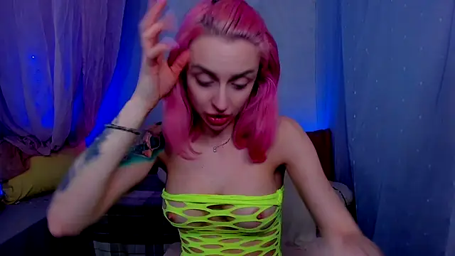 LickLizzy online show from 01/31/25, 08:22