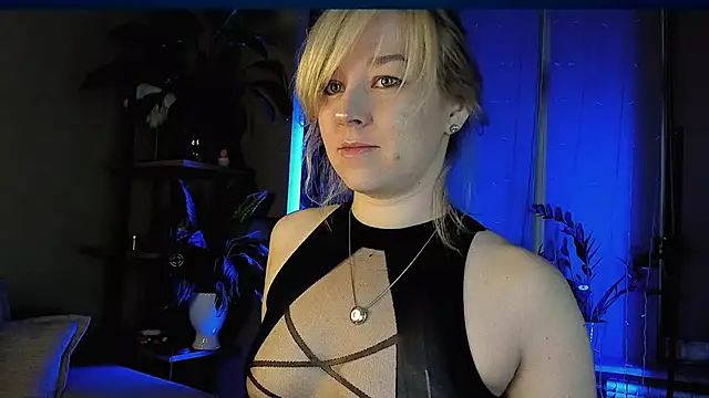 5 in one online show from 03/22/25, 03:52