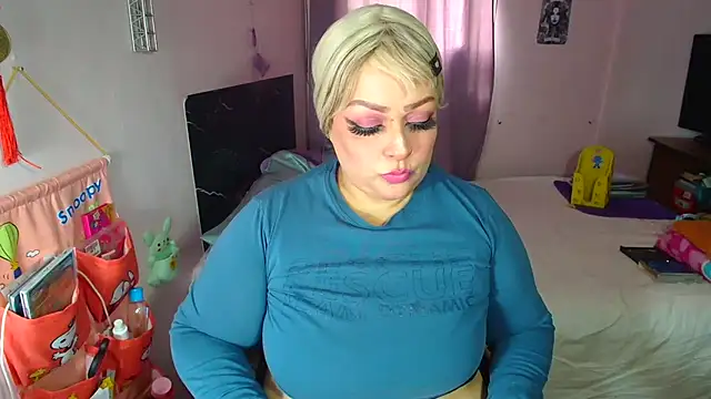 Snapshot of Queen_Anne chatting on 02/24/25, 09:31 Queen Anne online show from 02/24/25, 09:31