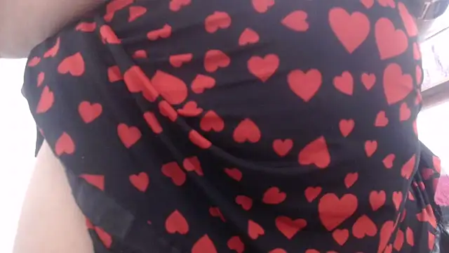 Snapshot of heyline_milf chatting on 03/11/25, 12:54 heyline milf online show from 03/11/25, 12:54