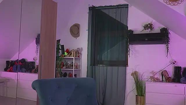 Snapshot of Amaliamour chatting on 03/30/26, 10:22 Amaliamour online show from 03/30/26, 10:22
