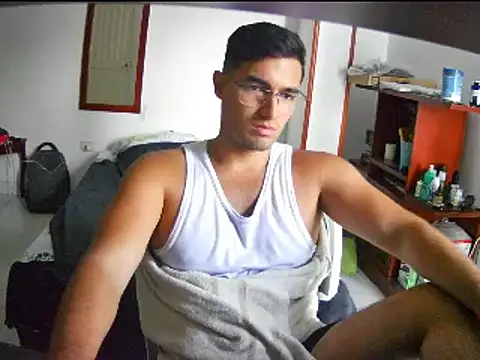 lechero226 online show from 12/19/24, 10:32