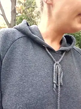 Keli Jessi online show from 09/18/25, 01:13