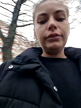 Keli Jessi online show from 11/12/25, 02:17