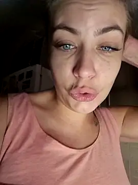 Keli Jessi online show from 12/15/25, 01:04