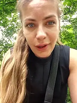 Keli Jessi online show from 05/23/26, 01:48