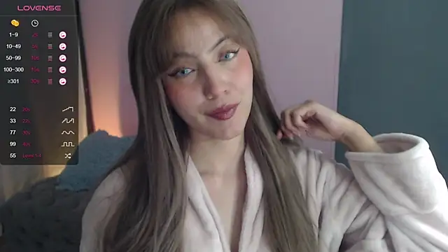 sweetrafaella online show from 10/17/25, 03:53