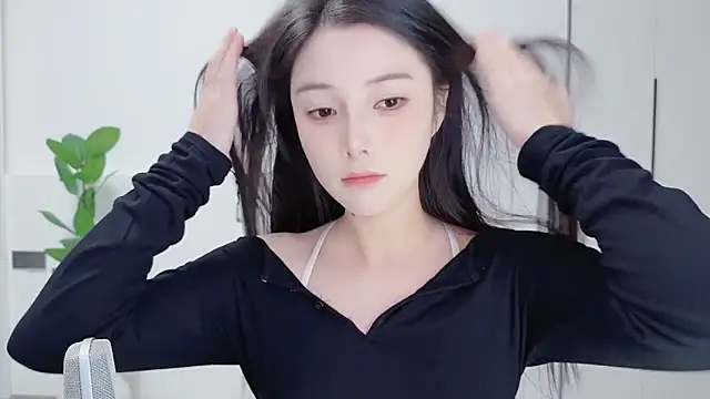 HaagenDazs  online show from 10/19/25, 01:23