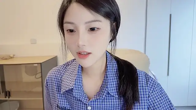 HaagenDazs  online show from 04/29/26, 03:43