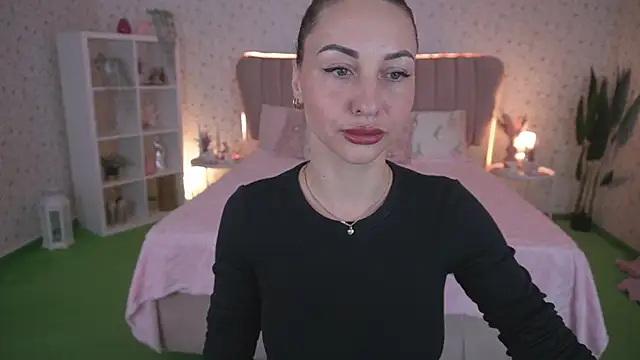 KristiiMax online show from 04/20/26, 07:11