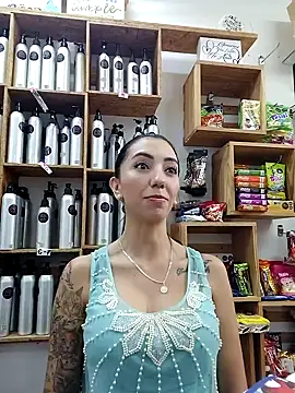 LunaZambrano online show from 01/17/25, 08:11